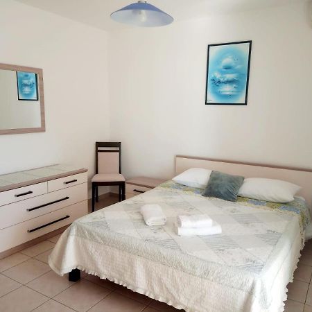Apartment Luna Tribunj Tribalj Esterno foto
