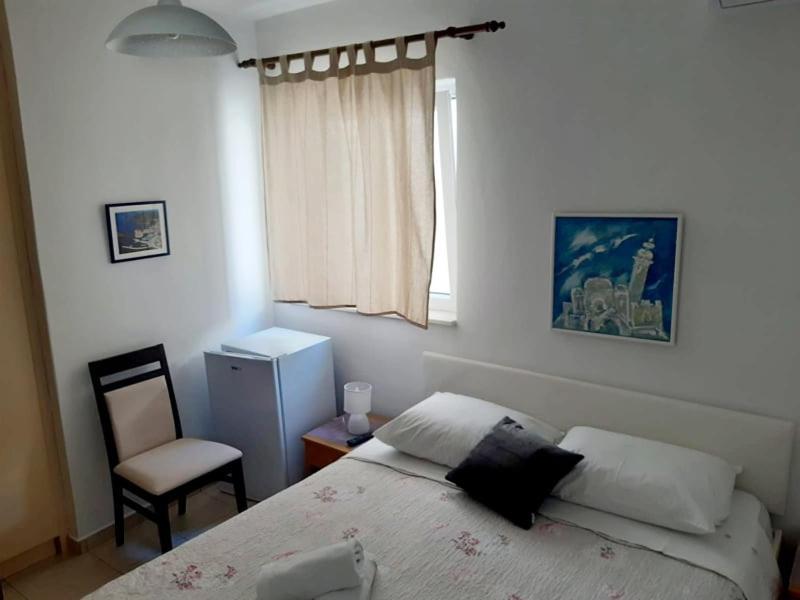 Apartment Luna Tribunj Tribalj Esterno foto
